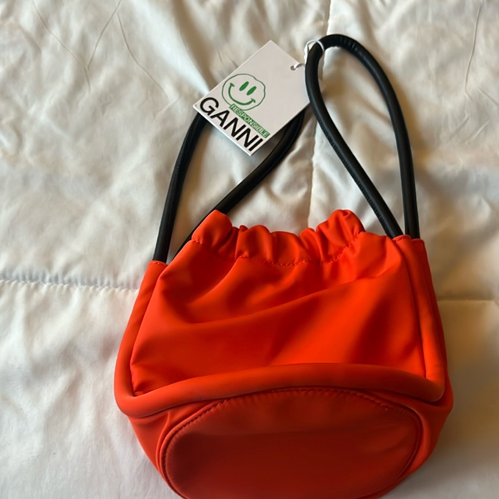 GANNI
Knot Mini Purse